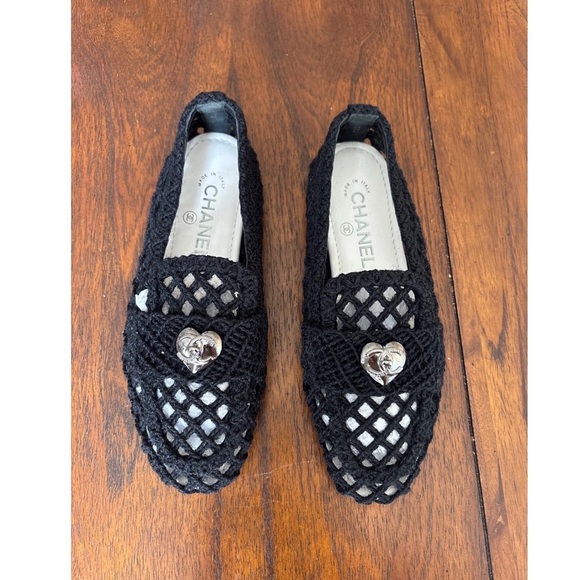 CHANEL Black CROCHET mocassins- 2023 Interlocking CC Logo Espadrilles NEW - Picture 2 of 13